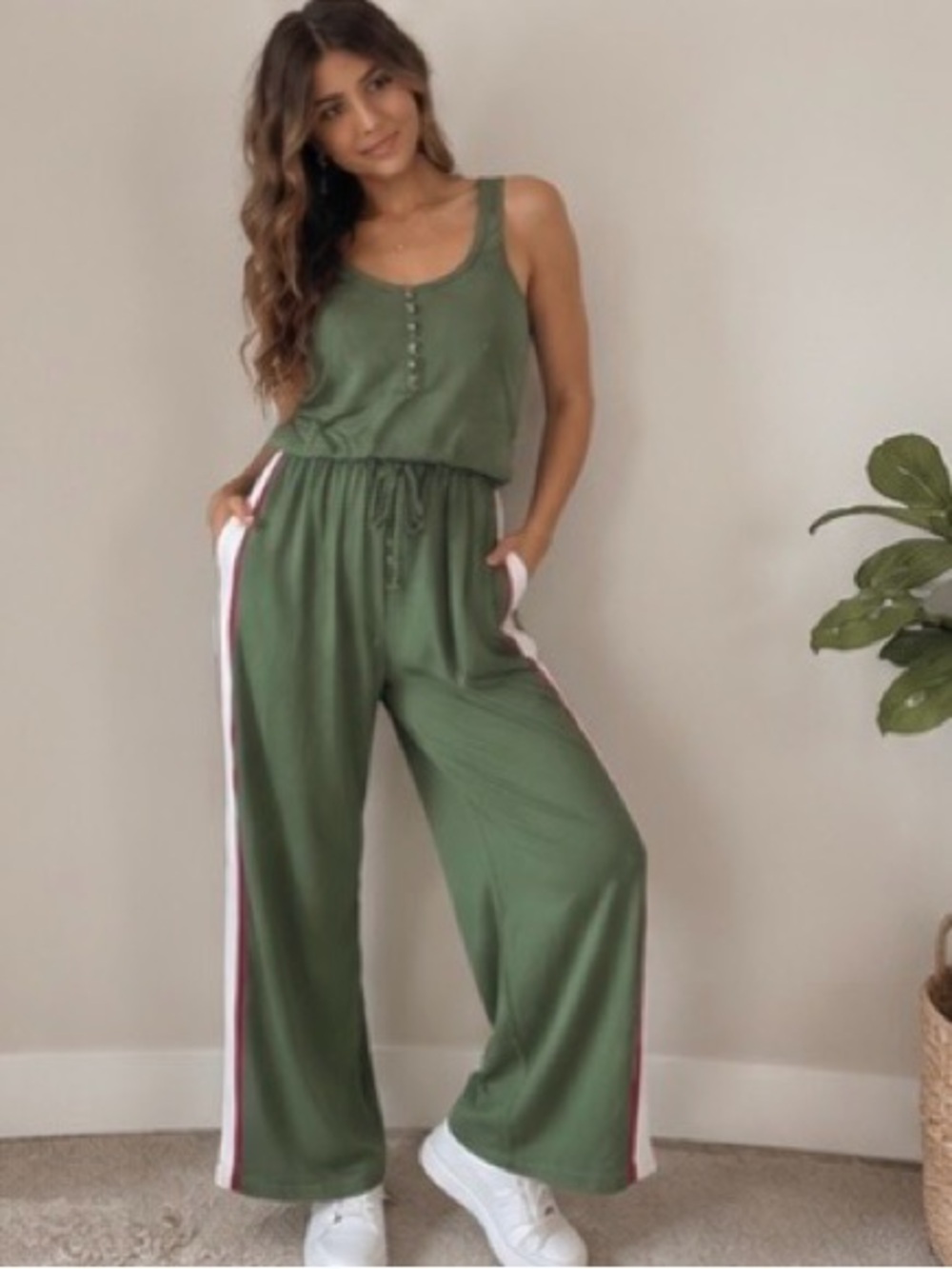 Olive Green Sleeveless knit pajama lounge set with Side Stripe small so soft
